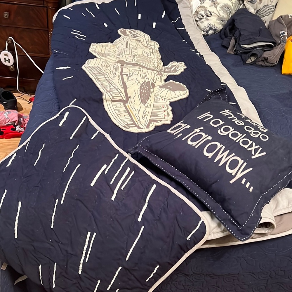 Pottery Barn kids Star Wars quilt with throw pillow and pillow sham